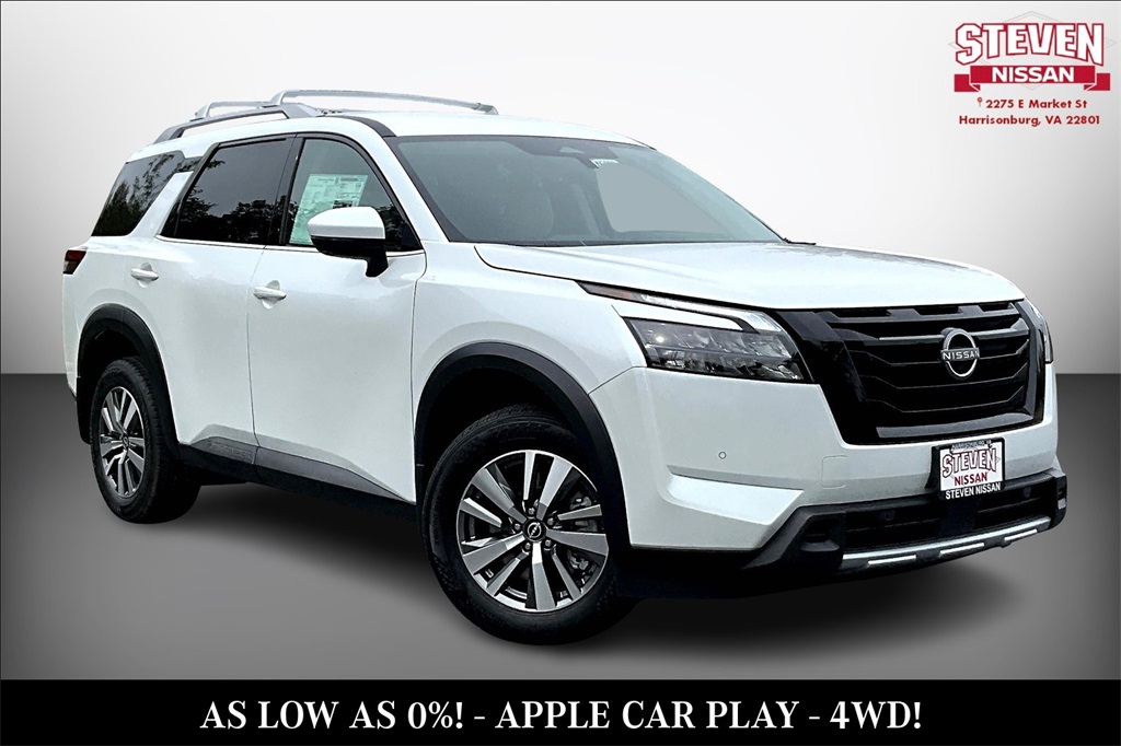 2025 Nissan Pathfinder SL's photo