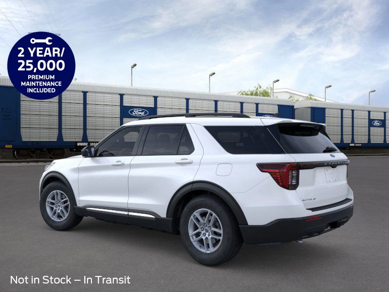 2025 Ford Explorer photo 4
