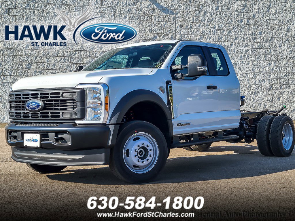 2026 Ford F-450 Super Duty Chassis Cab XL's photo
