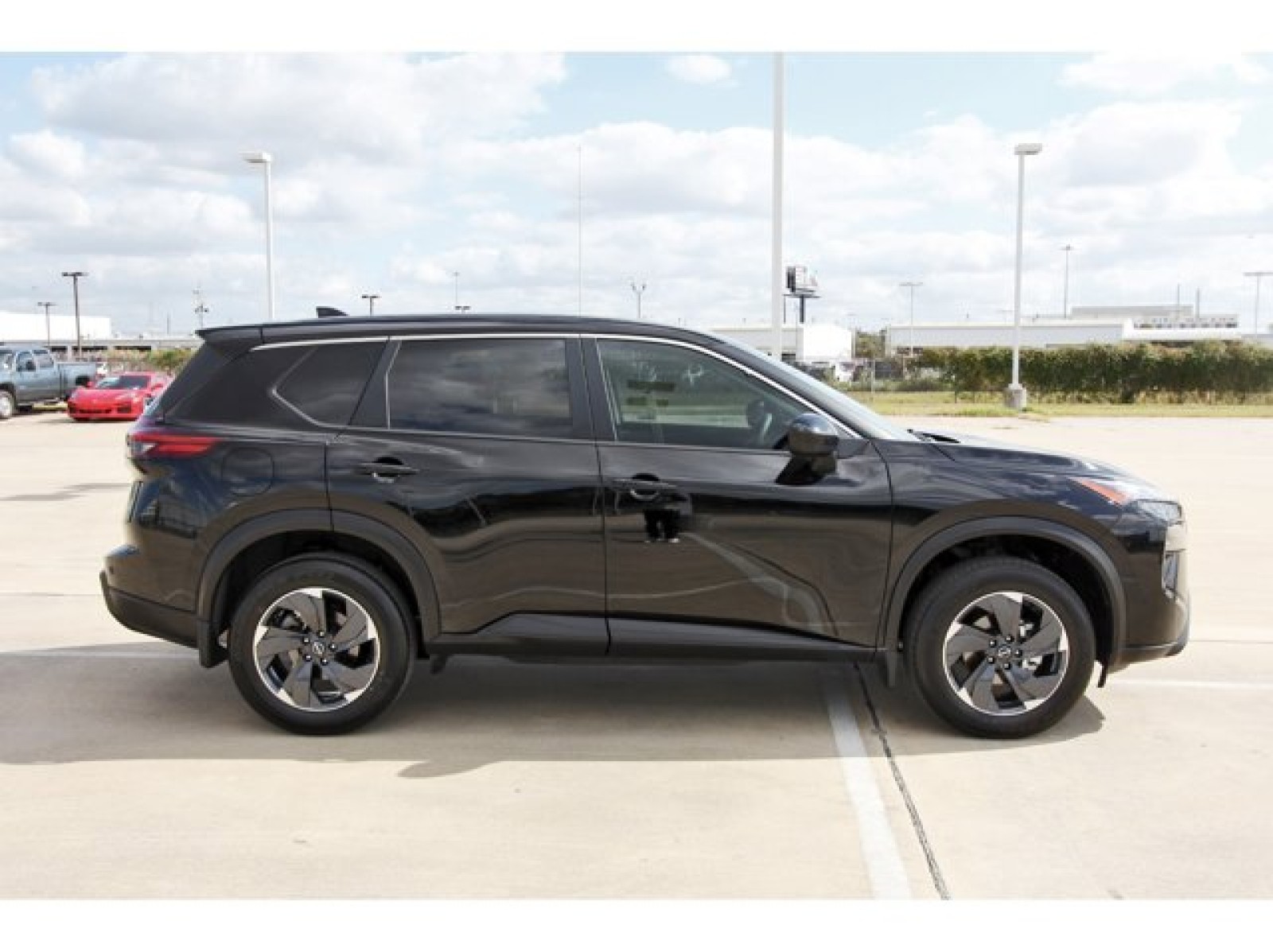 2025 Nissan Rogue SV Black at Robbins Nissan
