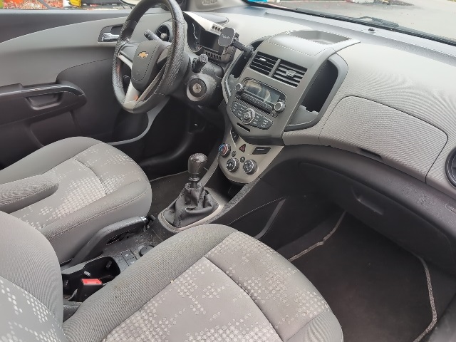 2012 Chevrolet Sonic LS photo 2