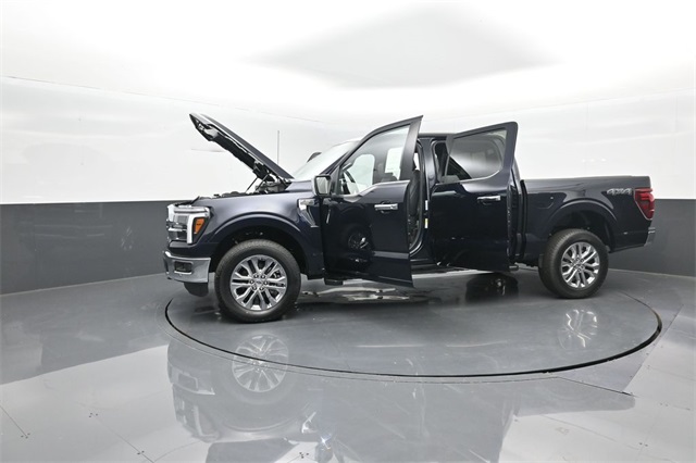 2025 Ford F-150 Lariat photo 43