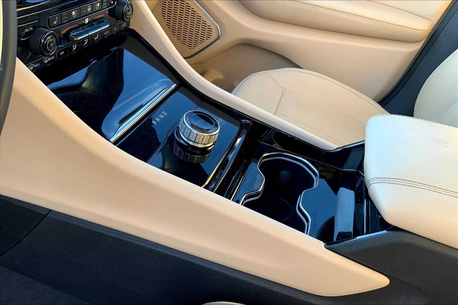 2023 Jeep Grand Cherokee Limited photo 14