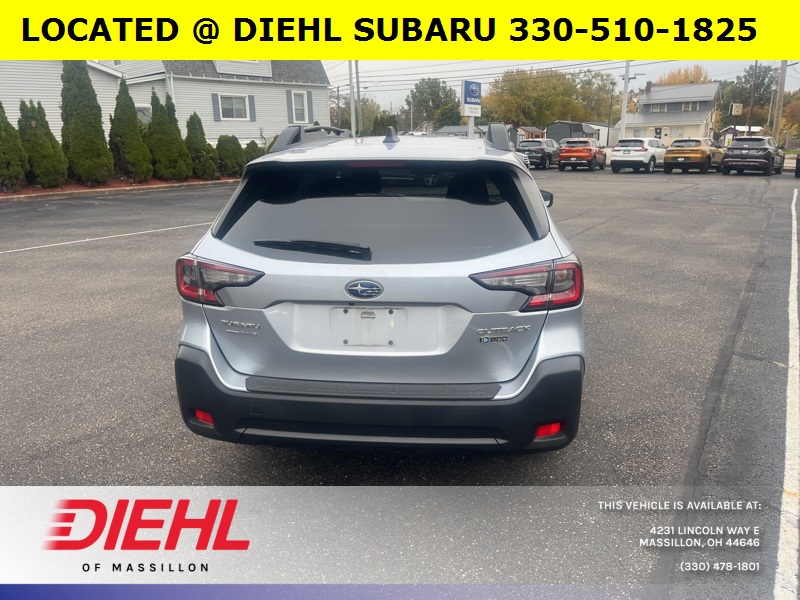2023 Subaru Outback Premium photo 3