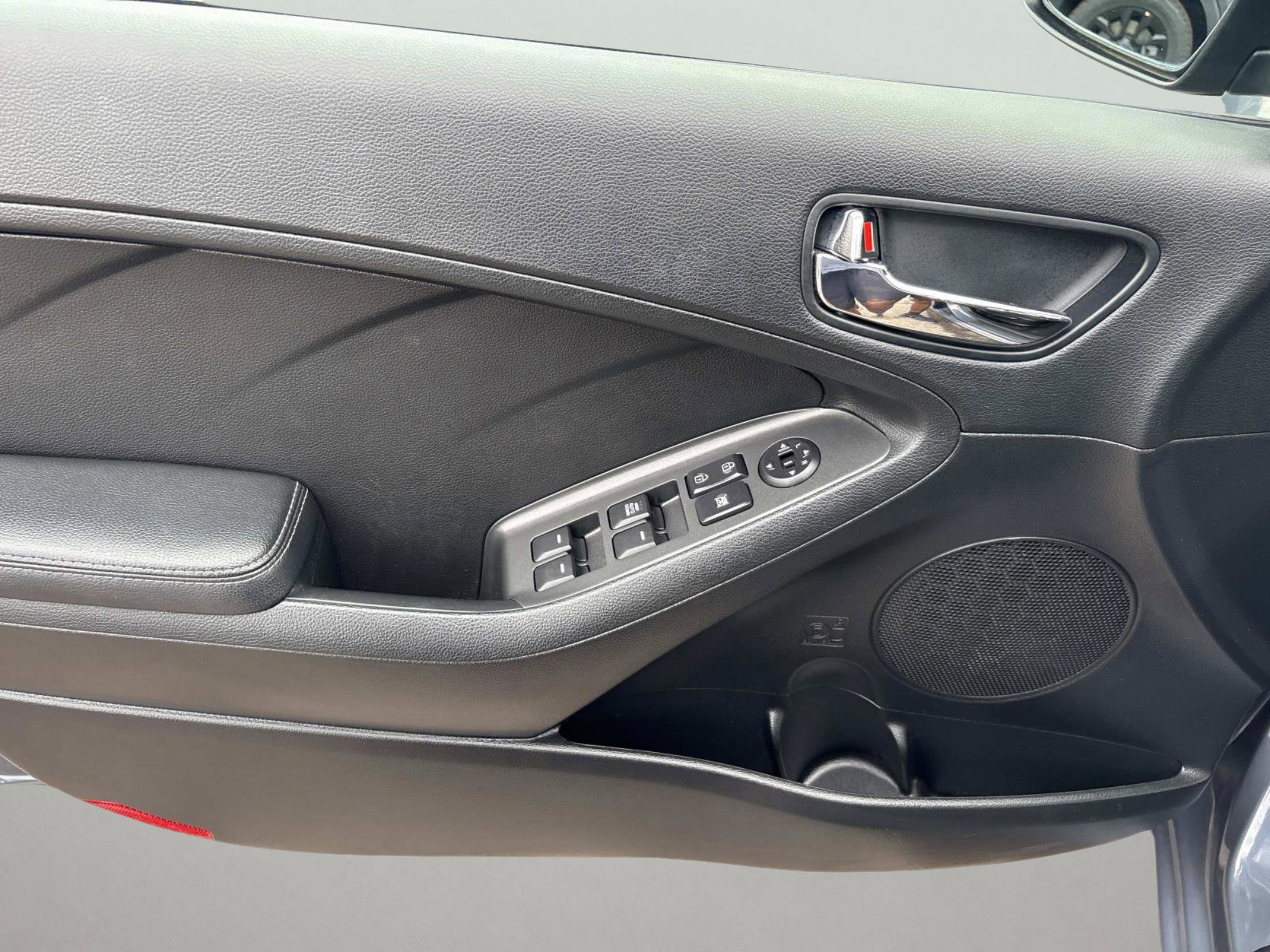 2016 Kia Forte LX photo 21