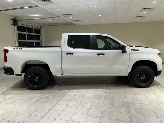 2025 Chevrolet Silverado 1500 LT Trail Boss photo 4