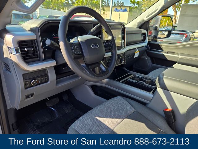 2026 Ford F-250 photo 2