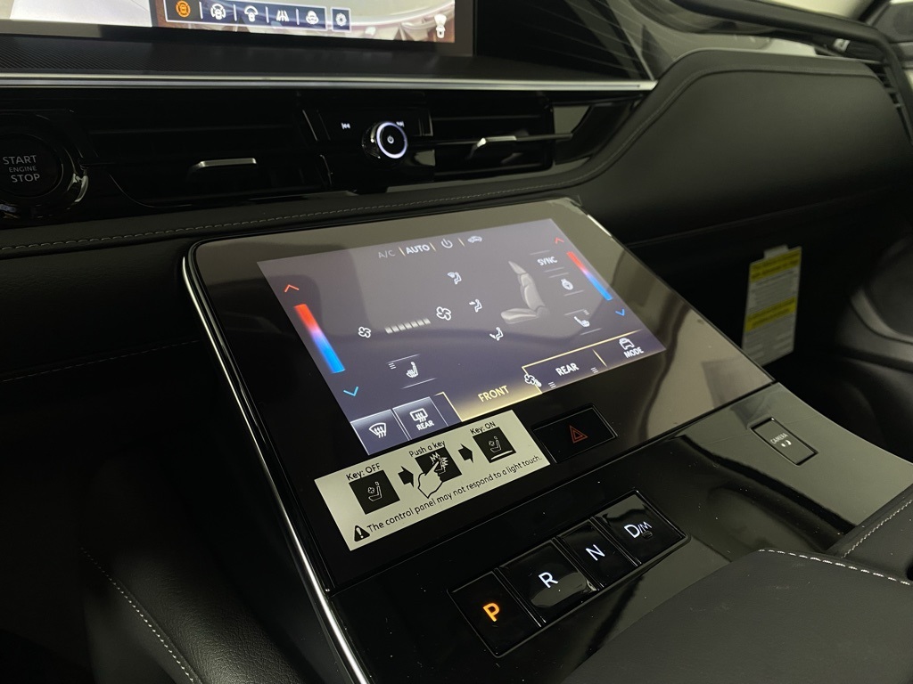 2026 Infiniti QX80 Pure photo 18
