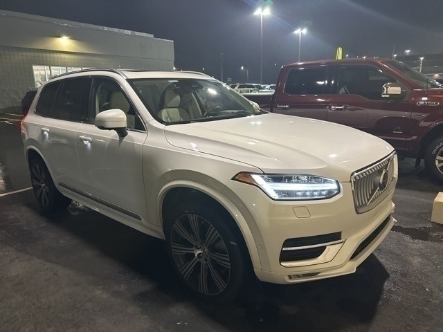 2023 Volvo XC90 Ultimate's photo