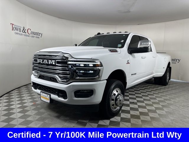 2025 RAM Ram 3500 Pickup Laramie's photo