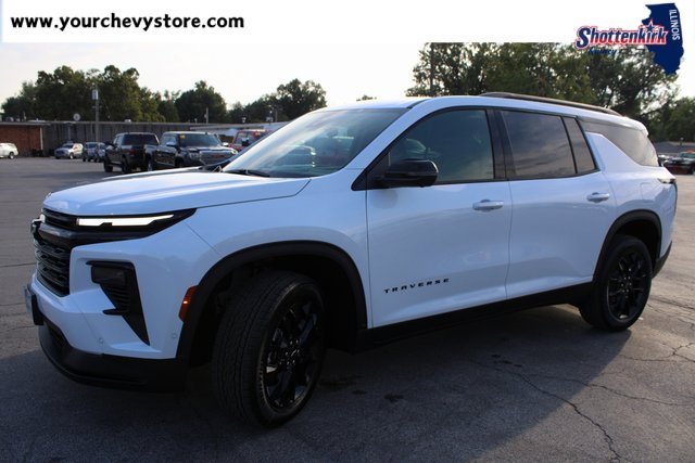 2026 Chevrolet Traverse photo 2