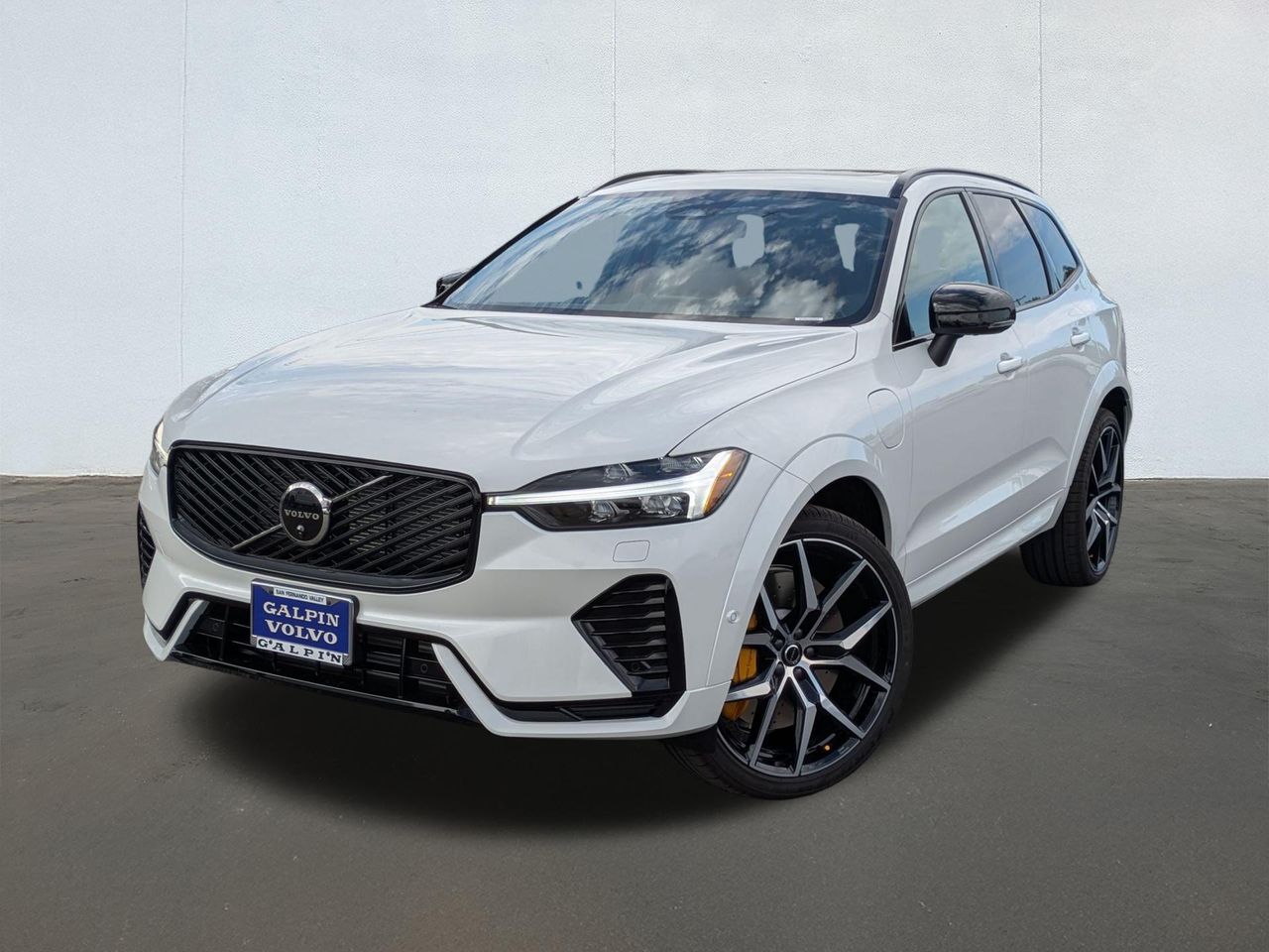 2026 Volvo XC60 Polestar's photo