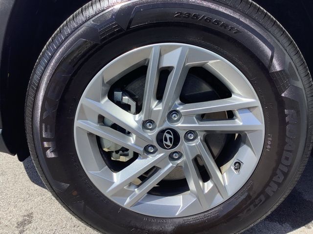 2025 Hyundai Tucson SE photo 31