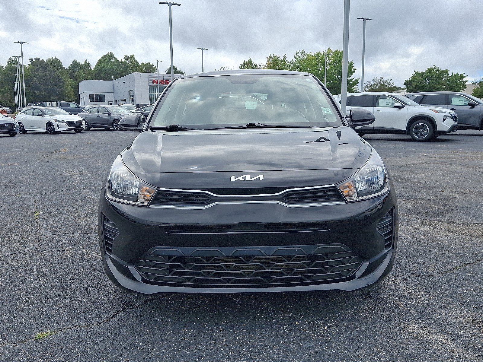 2022 Kia Rio S photo 2