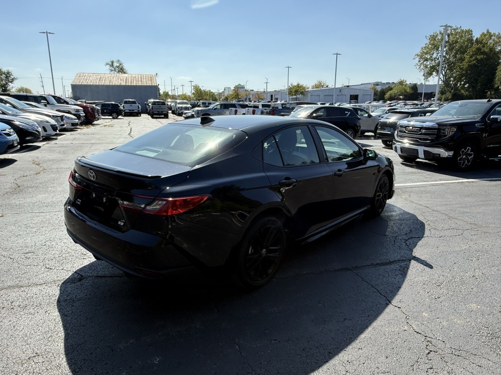 2025 Toyota Camry SE photo 24