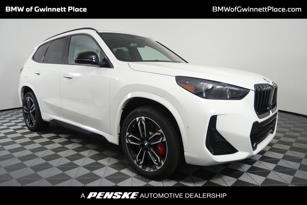 2026 BMW X1 28i's photo