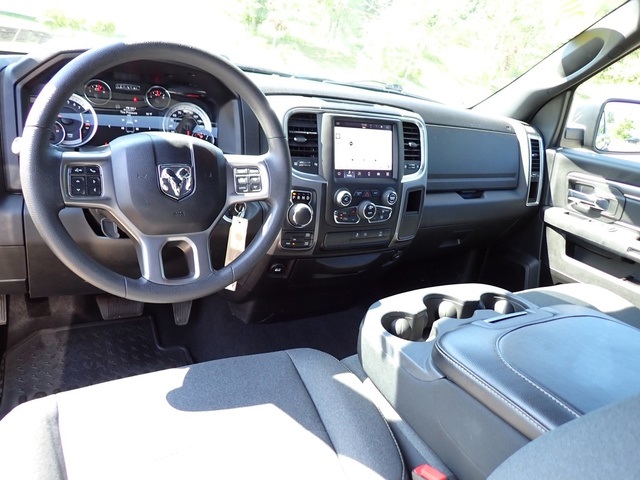 2022 Ram 1500 Classic Warlock photo 17