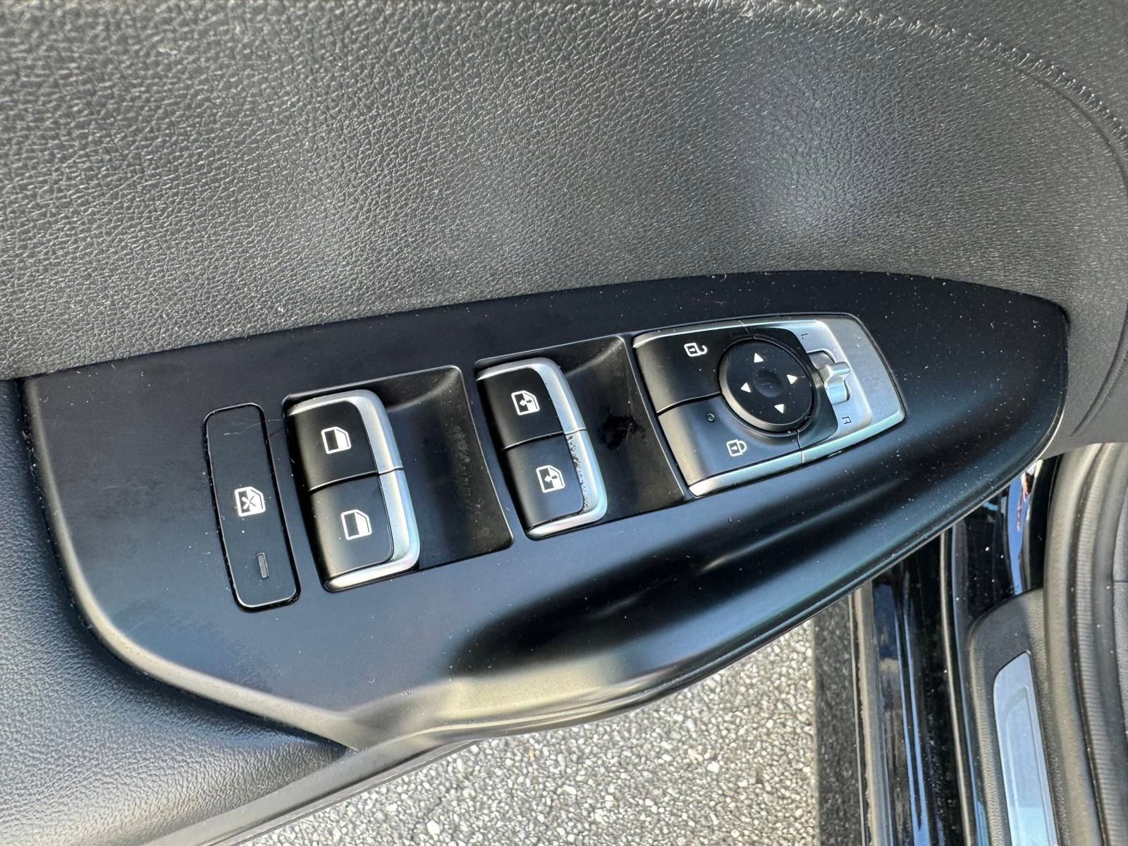 2021 Kia K5 GT-Line photo 5