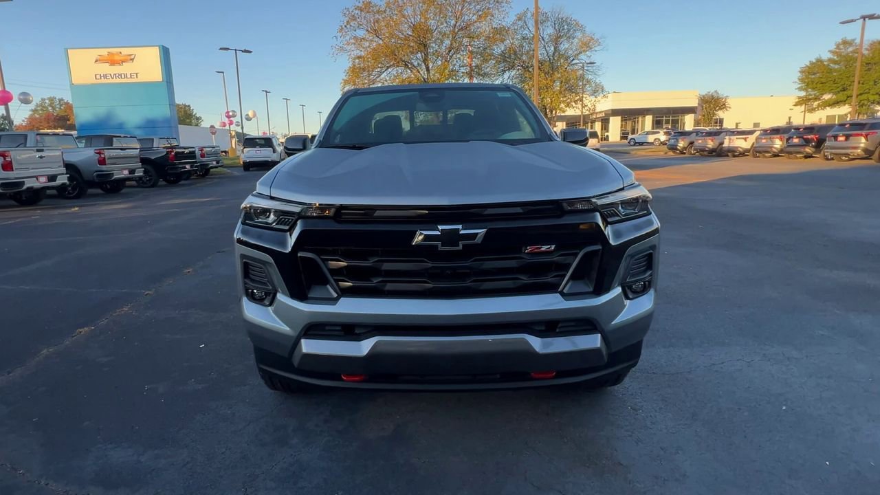 2026 Chevrolet Colorado Z71 photo 3