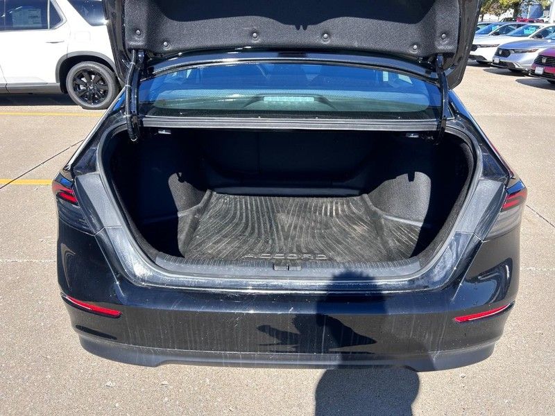 2024 Honda Accord 1.5T EX photo 3
