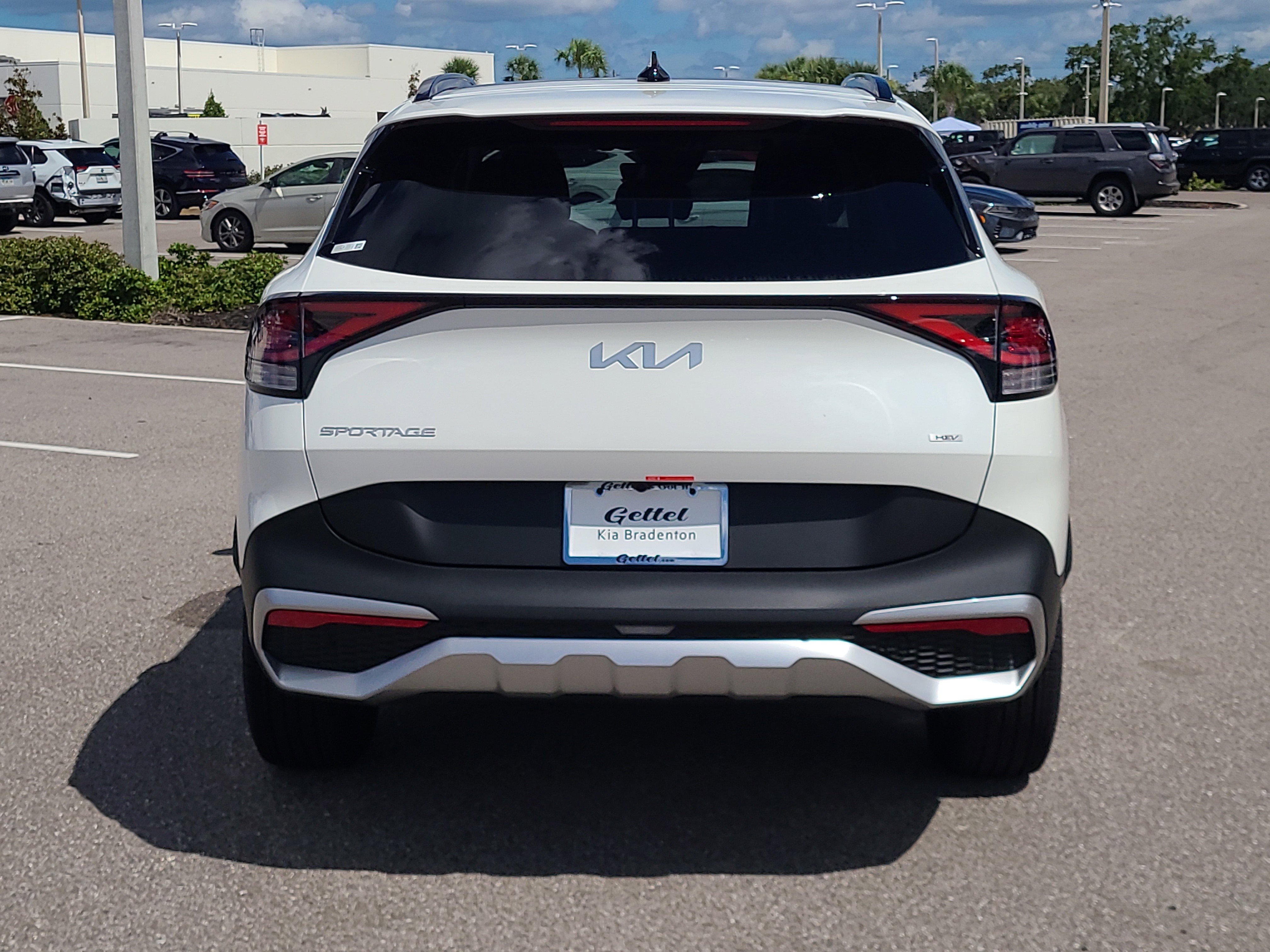 2025 Kia Sportage Hybrid EX photo 3