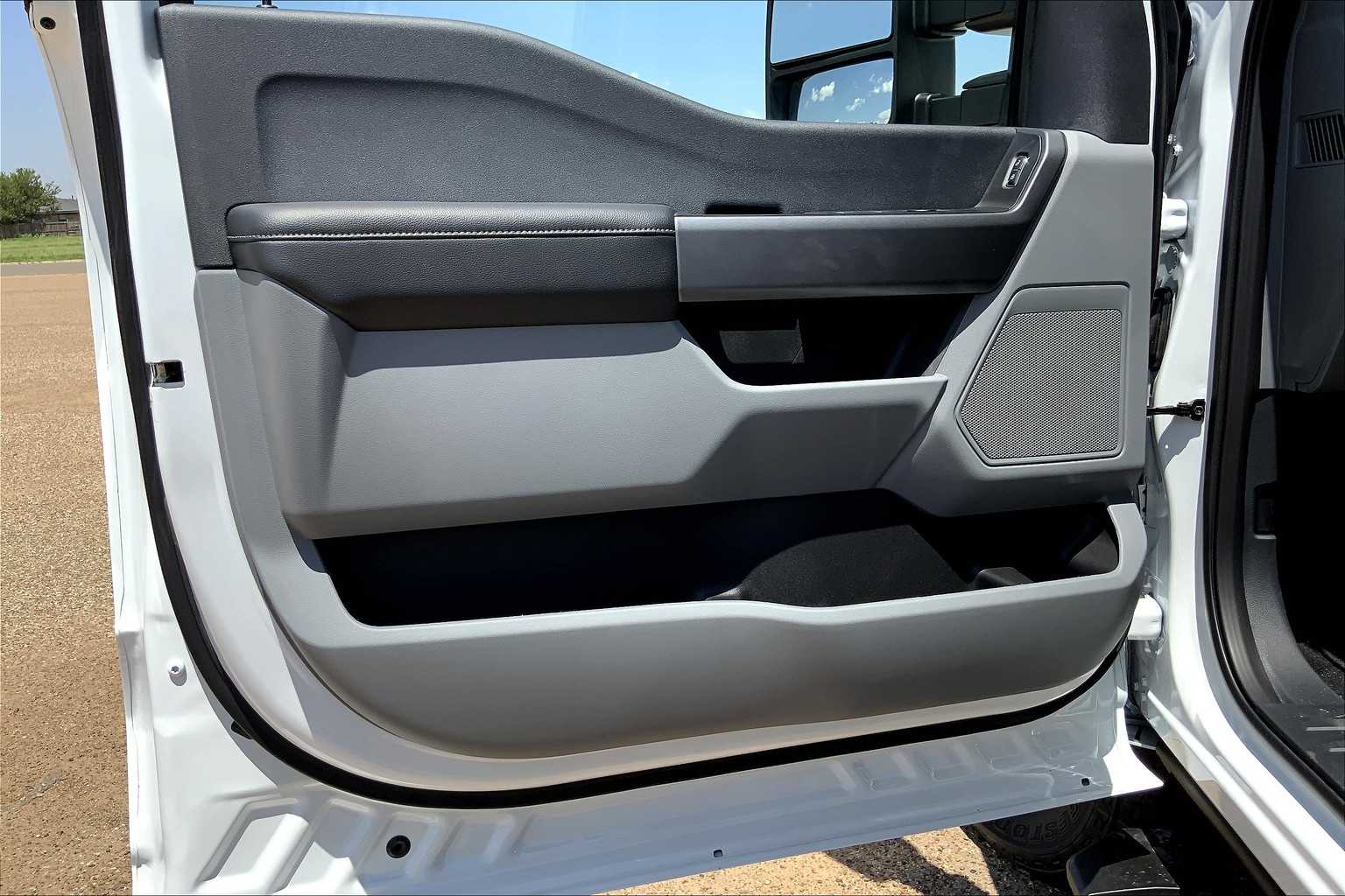 2025 Ford F-250 XL photo 10