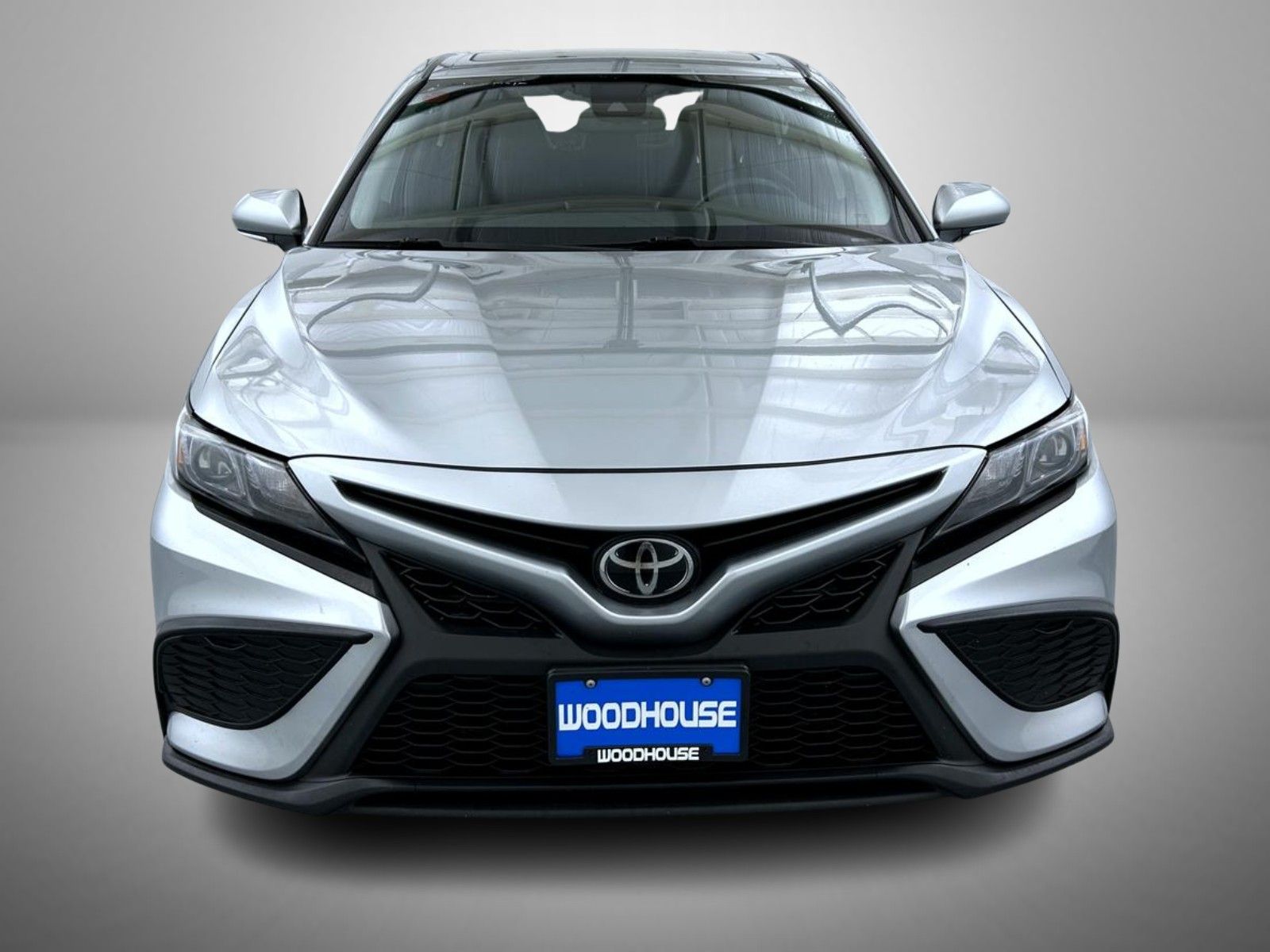 2023 Toyota Camry SE photo 2