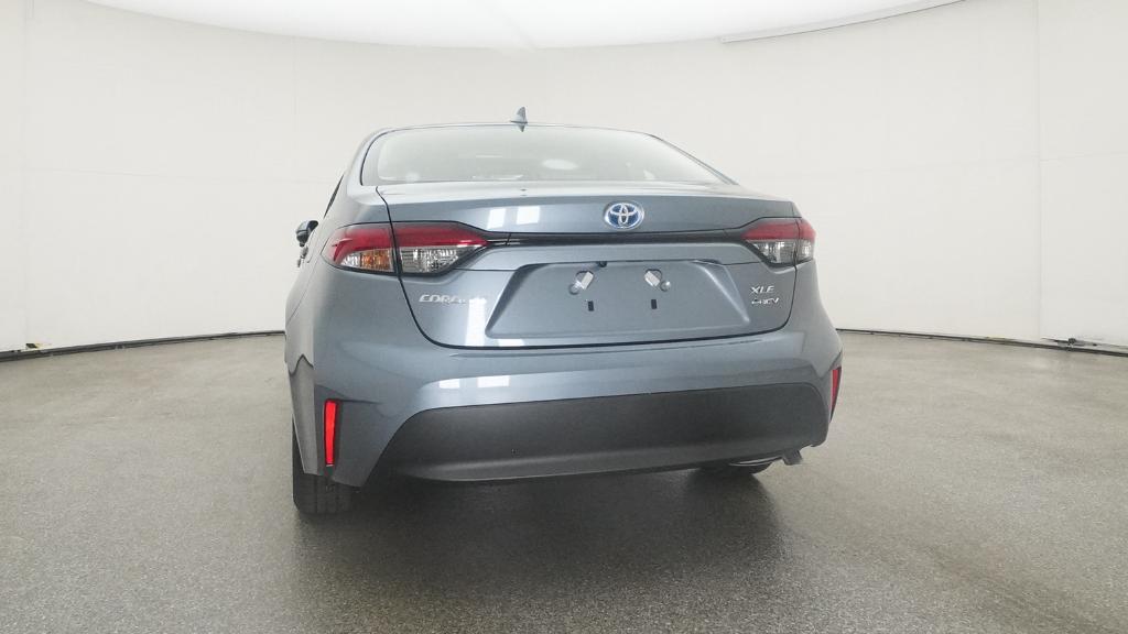2025 Toyota Corolla Hybrid XLE photo 15