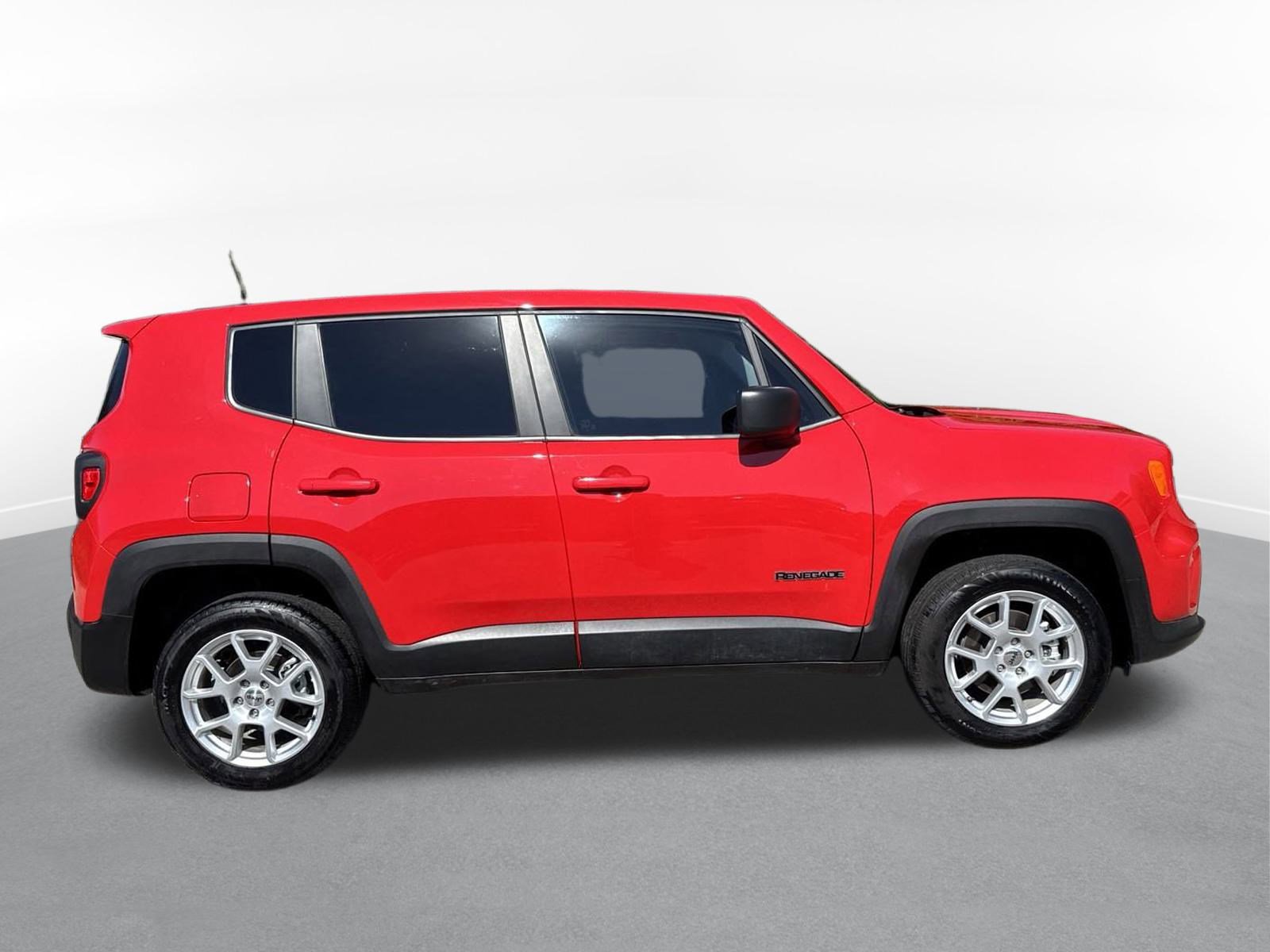 PreOwned 2023 Jeep Renegade Latitude Sport Utility in Paris BPPP60269