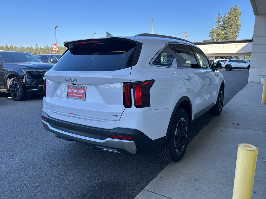 2026 Kia Sorento S photo 4