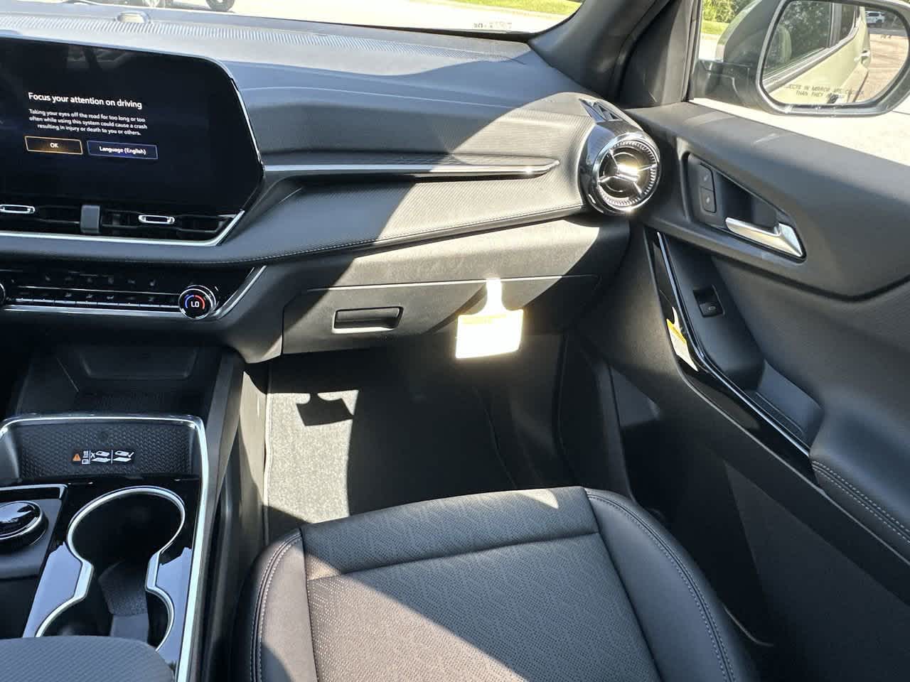 2026 Chevrolet Equinox LT photo 14