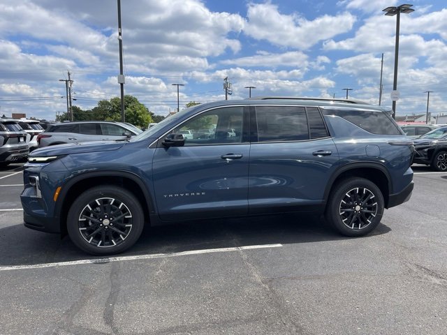 2026 Chevrolet Traverse photo 4