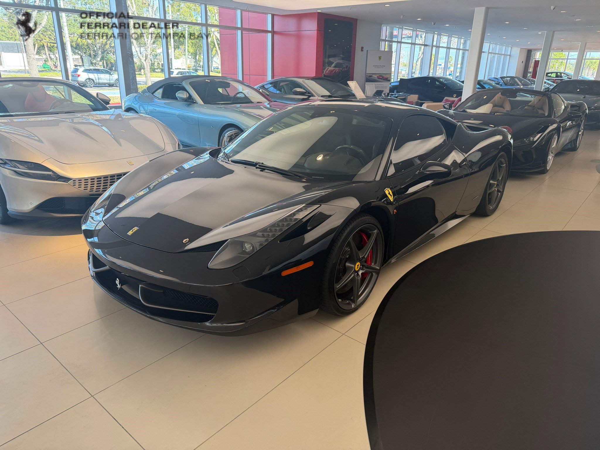 2011 Ferrari 458 Italia Base