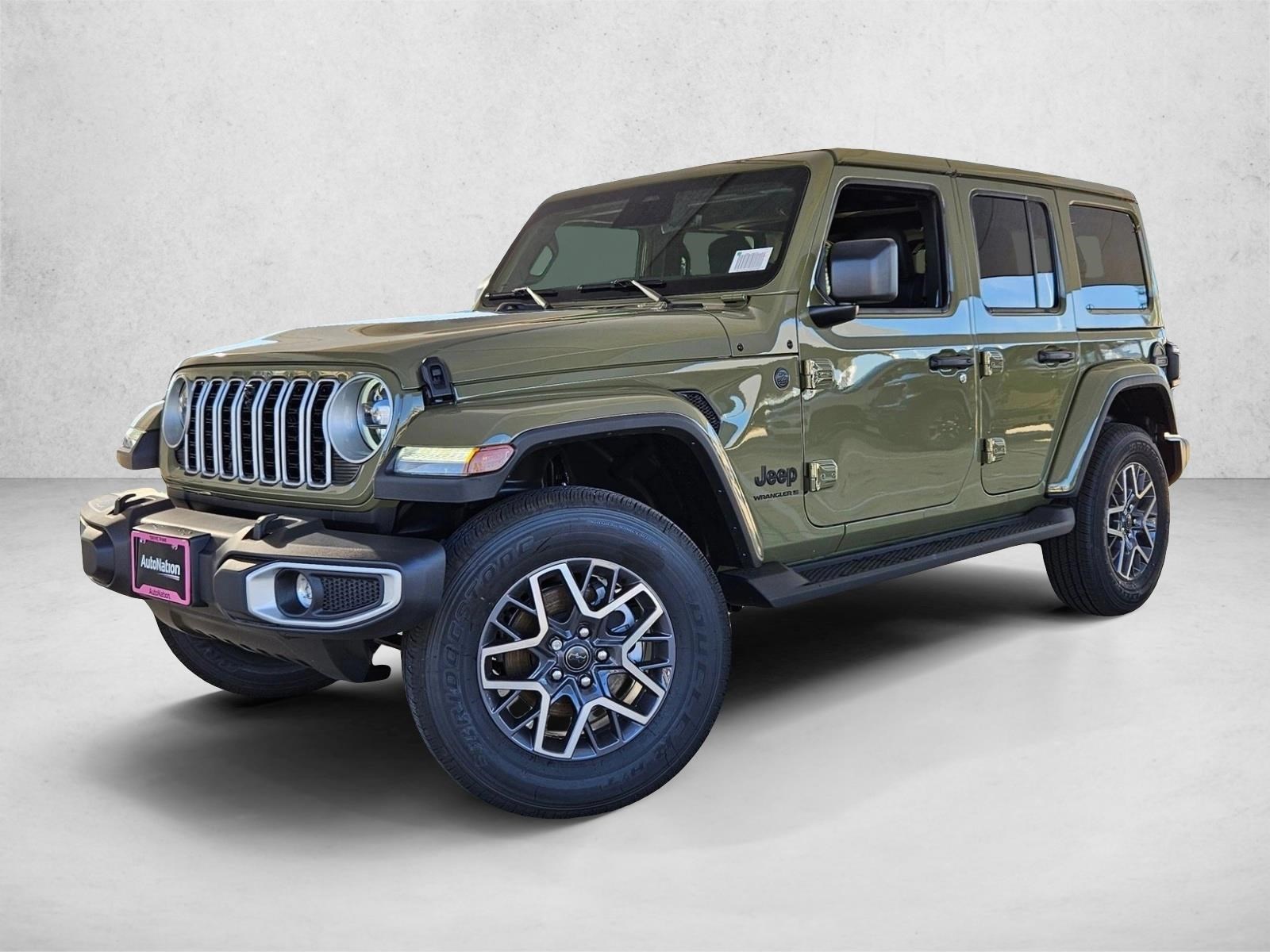 2026 Jeep Wrangler 4-Door Sahara's photo