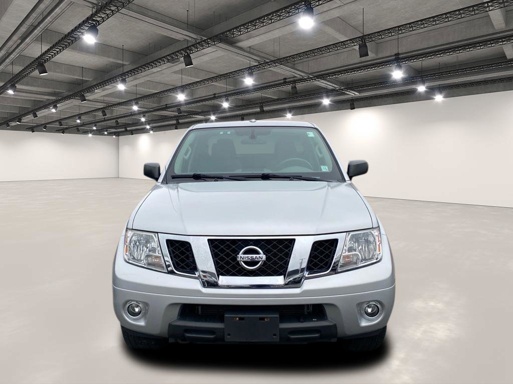 2016 Nissan Frontier SV photo 2