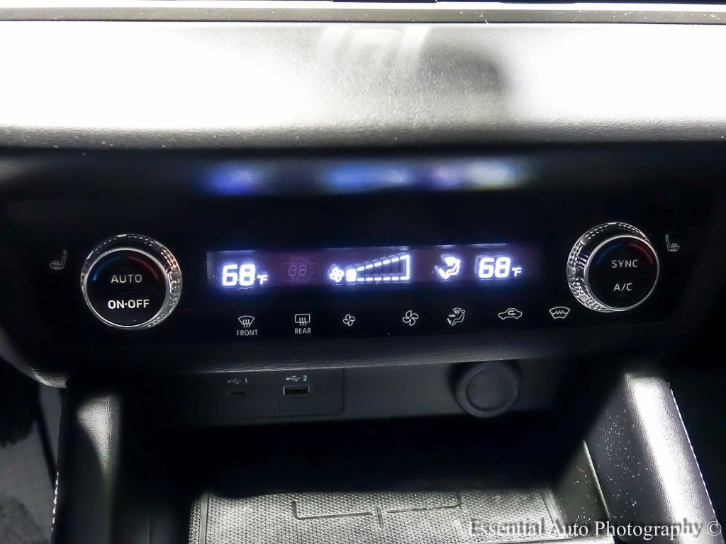 2023 MITSUBISHI OUTLANDER - Image 24