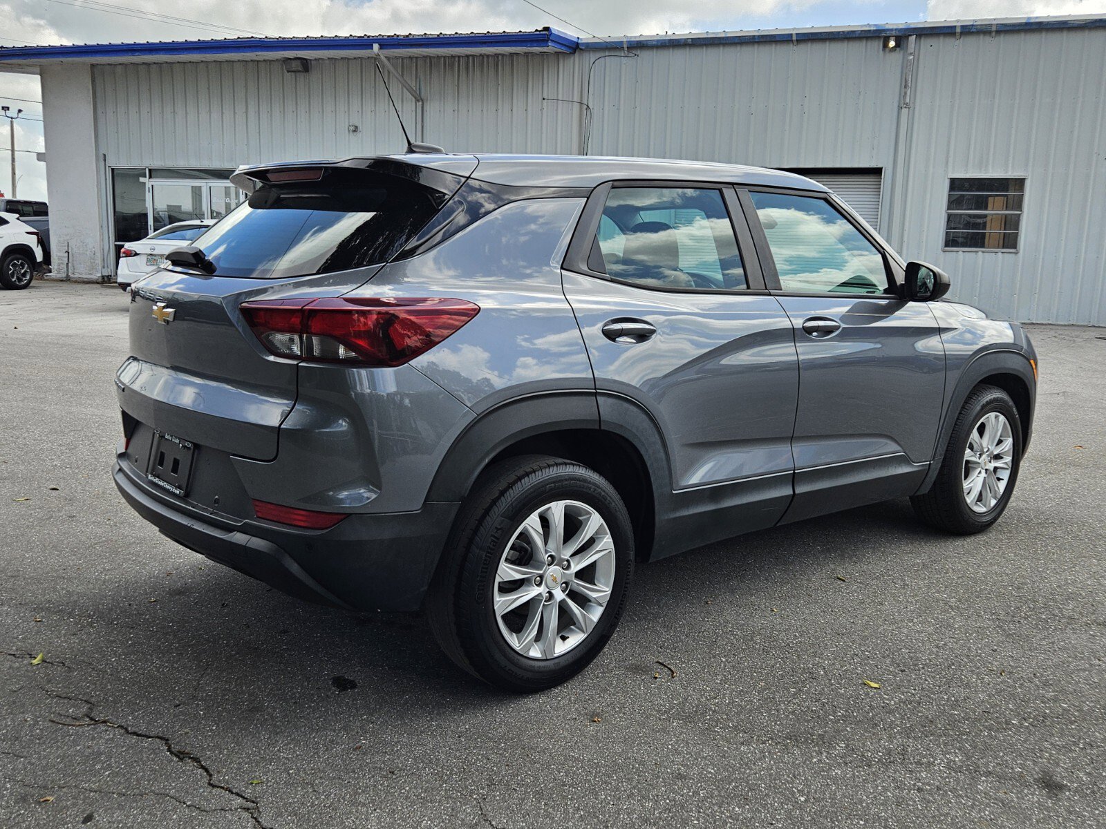 2021 Chevrolet Trailblazer LS photo 9