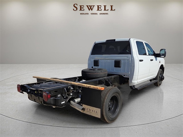 2026 RAM Ram 3500 Chassis Cab Tradesman's photo