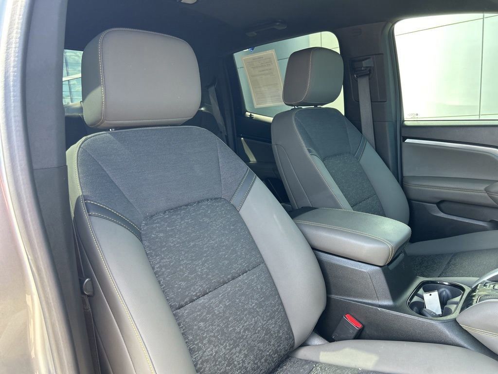 2024 Chevrolet Colorado ZR2 photo 23