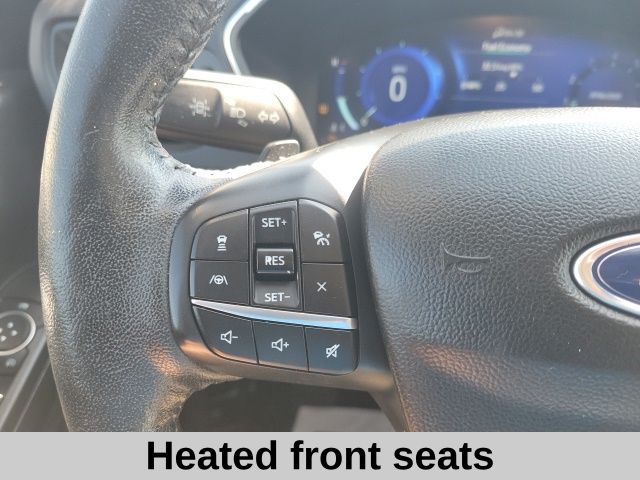 2020 Ford Escape Titanium photo 8