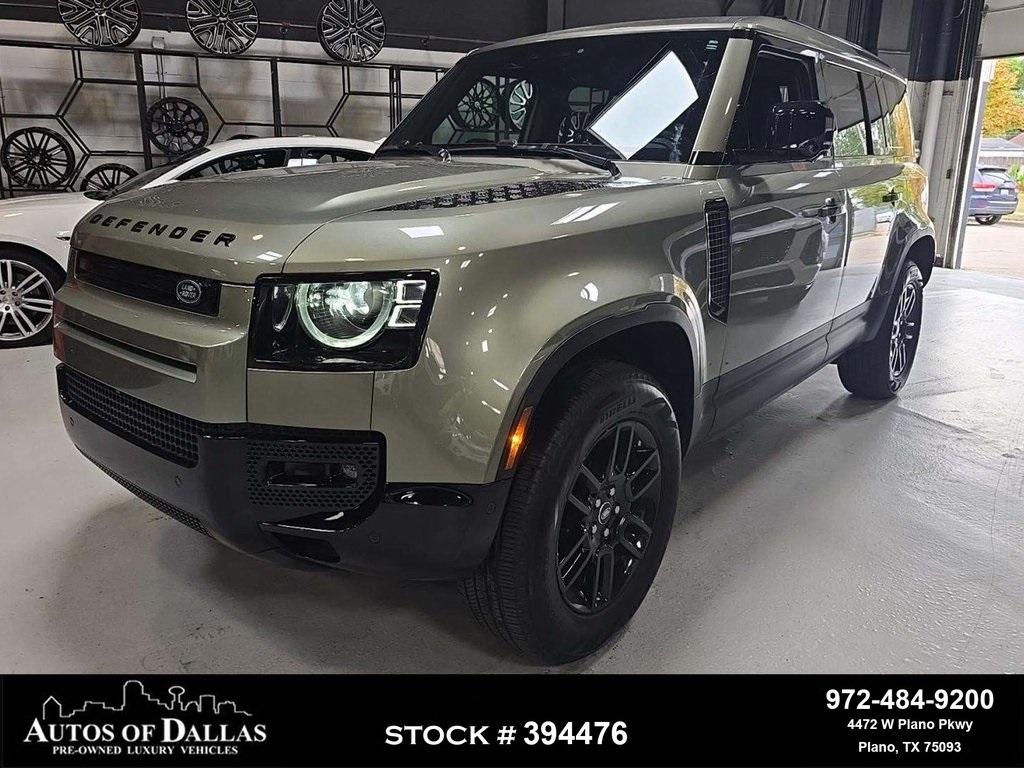 2025 Land Rover Defender S's photo