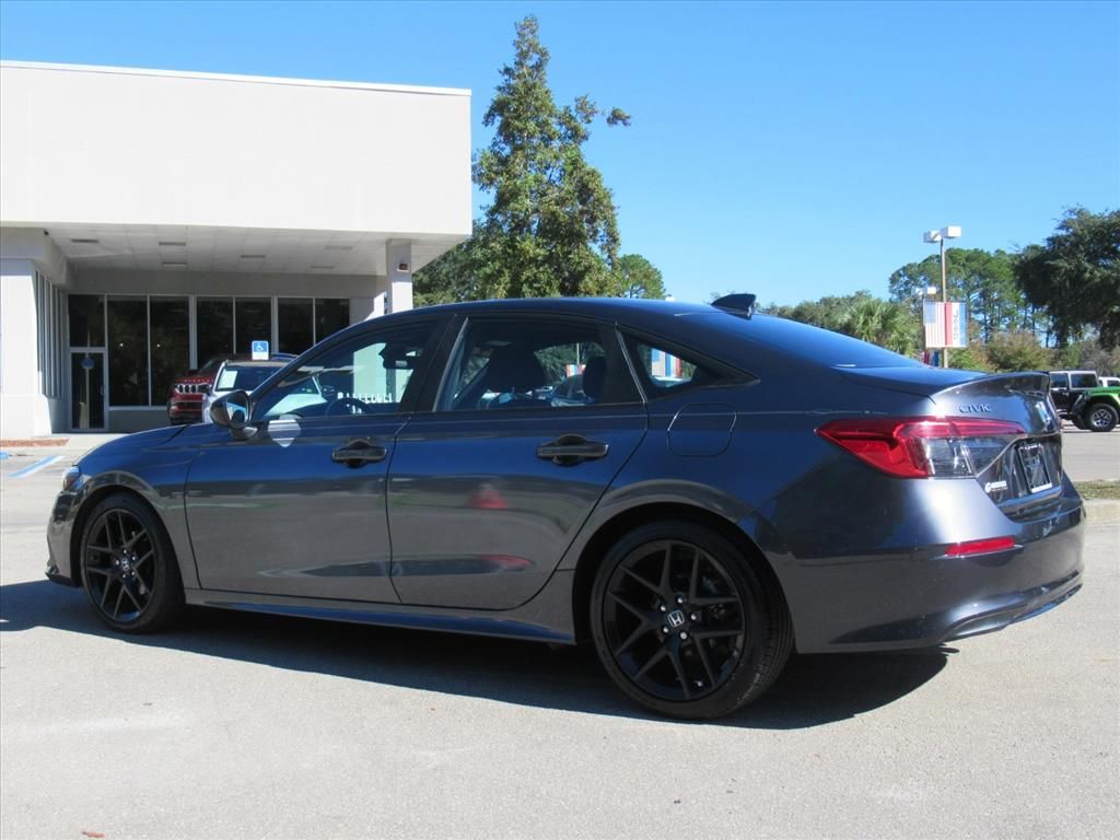 2022 Honda Civic Sport photo 3