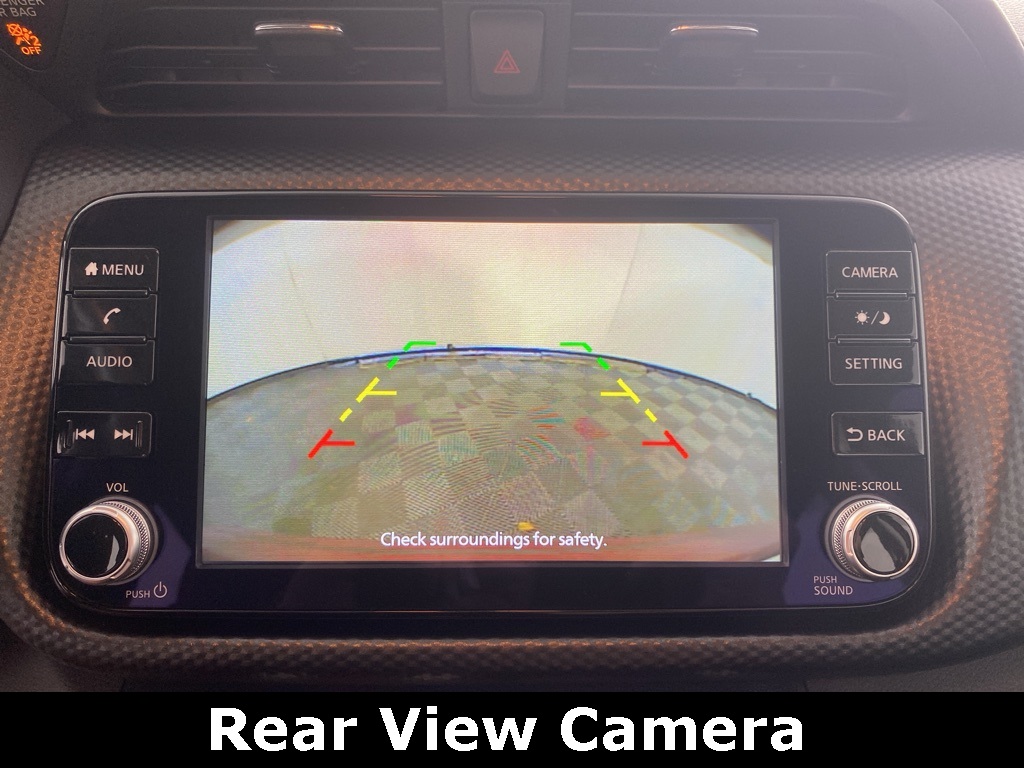 2023 Nissan Kicks SV photo 2