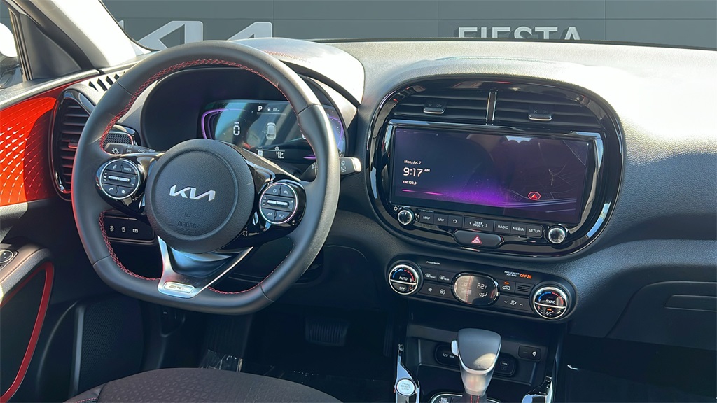 2025 Kia Soul GT-Line photo 13