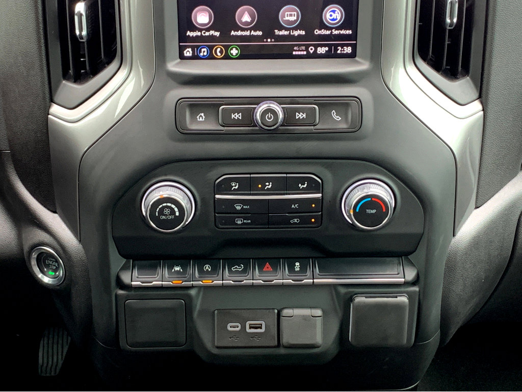 2024 Chevrolet Silverado 1500 Custom photo 5