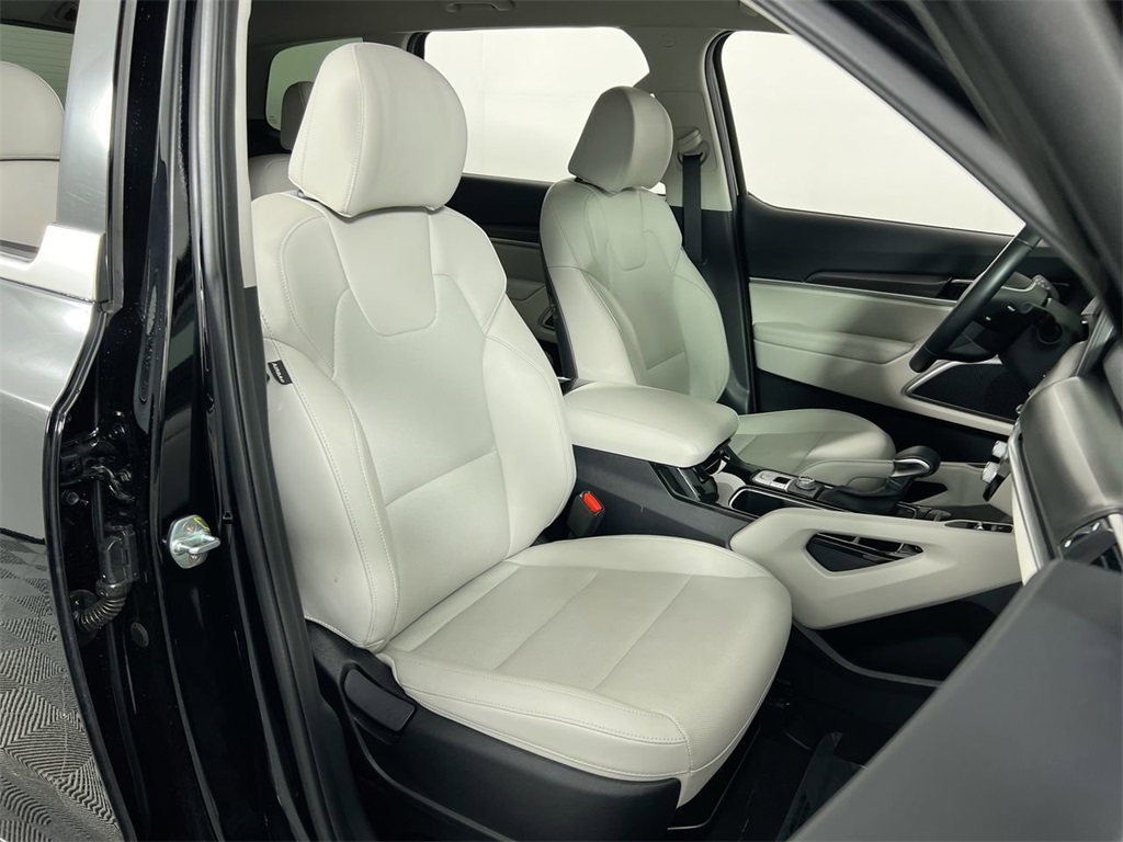 2025 Kia Telluride S photo 26
