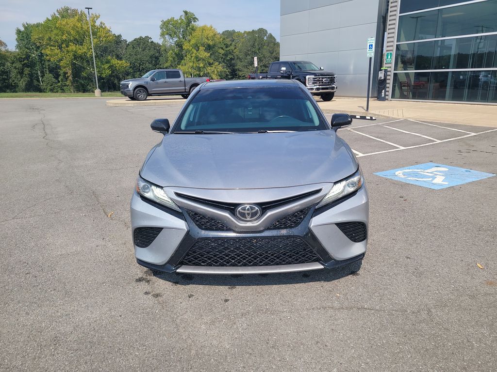 2019 Toyota Camry XSE photo 7
