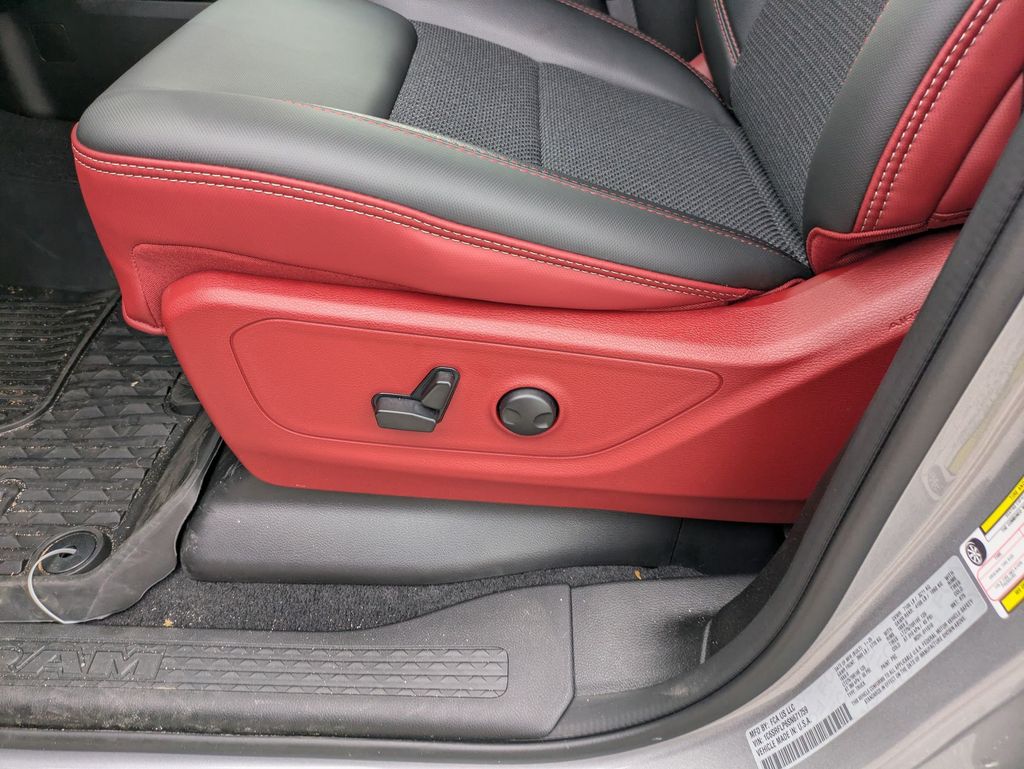 2025 Ram 1500 Rebel photo 13