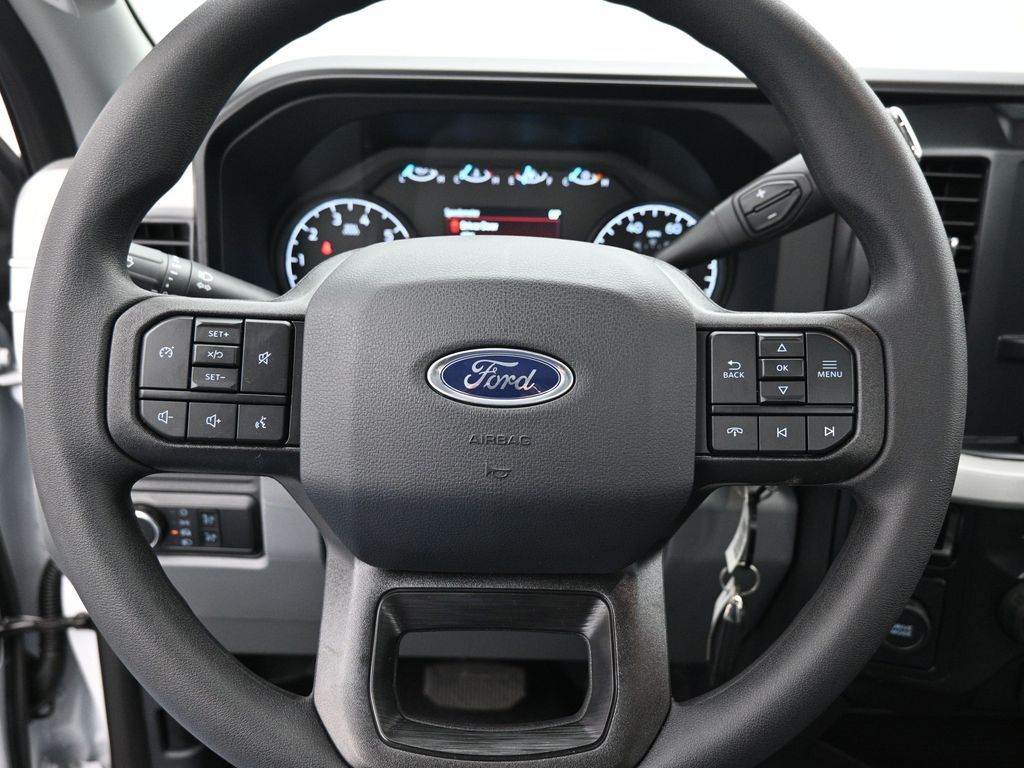 2025 Ford F-250 Super Duty XL