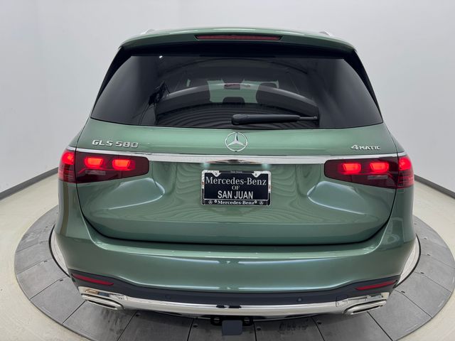2026 Mercedes Benz GLS 580 4MATIC photo 6